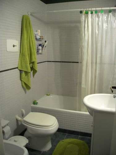 Und endlich auch ein SAUBERES Badezimmerchen..
