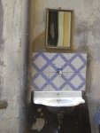 Waschbecken darf auch im Hof nicht fehlen ;-)